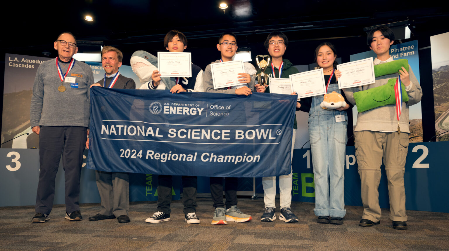 NORTH HOLLYWOOD HIGH SCHOOL WINS LADWP SCIENCE BOWL XXXII, MOVES TO