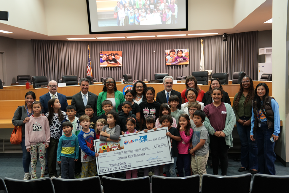 LADWP and LAUSD Collaborate on “HEROES for Zero Contest” to Advance Energy Efficiency and Education in Los Angeles LADWP and LAUSD Collaborate on “HEROES for Zero Contest” to Advance Energy Efficiency and Education in Los Angeles