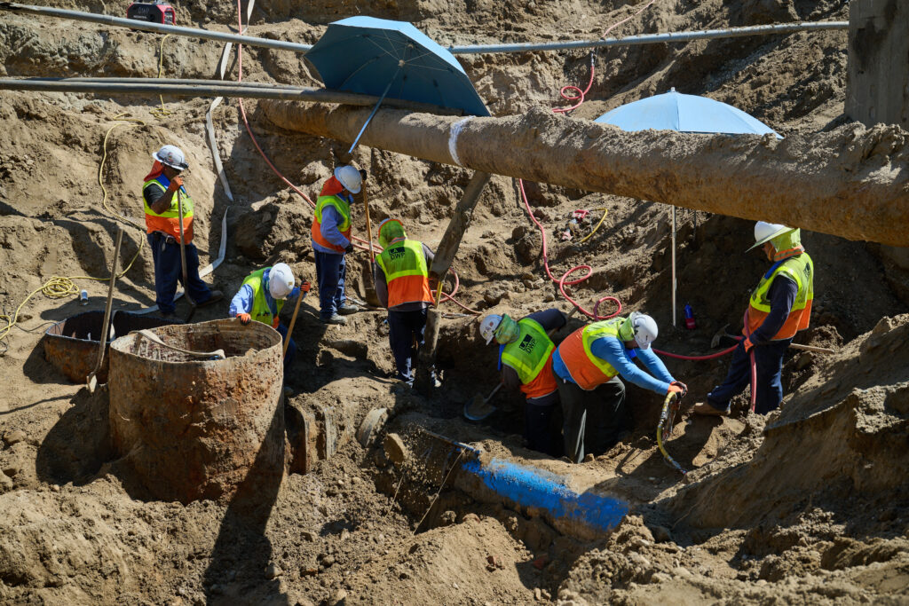 LADWP crews working on repairs on site 
