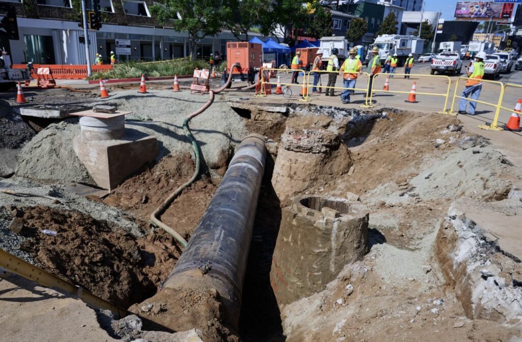 LADWP Makes Significant Progress Replacing Ruptured Pipe and Welding of New Pipe During West Hollywood Water Main Incident – 11:00 AM, July 18, 2026